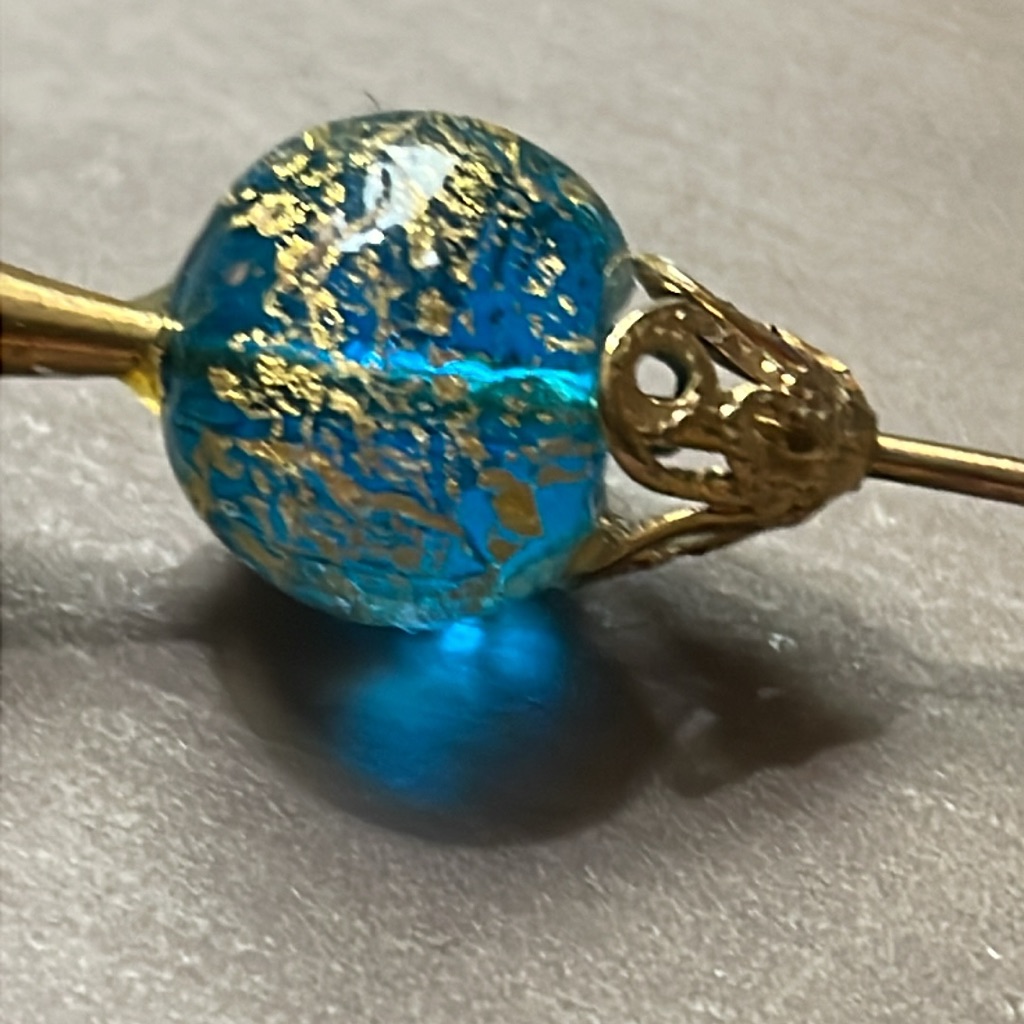 Murano Glass Bead Lapel Pin 25$